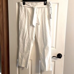 Jules & Leopoldo, Pull on Slim Leg Capri Length, Size M/M. NWT